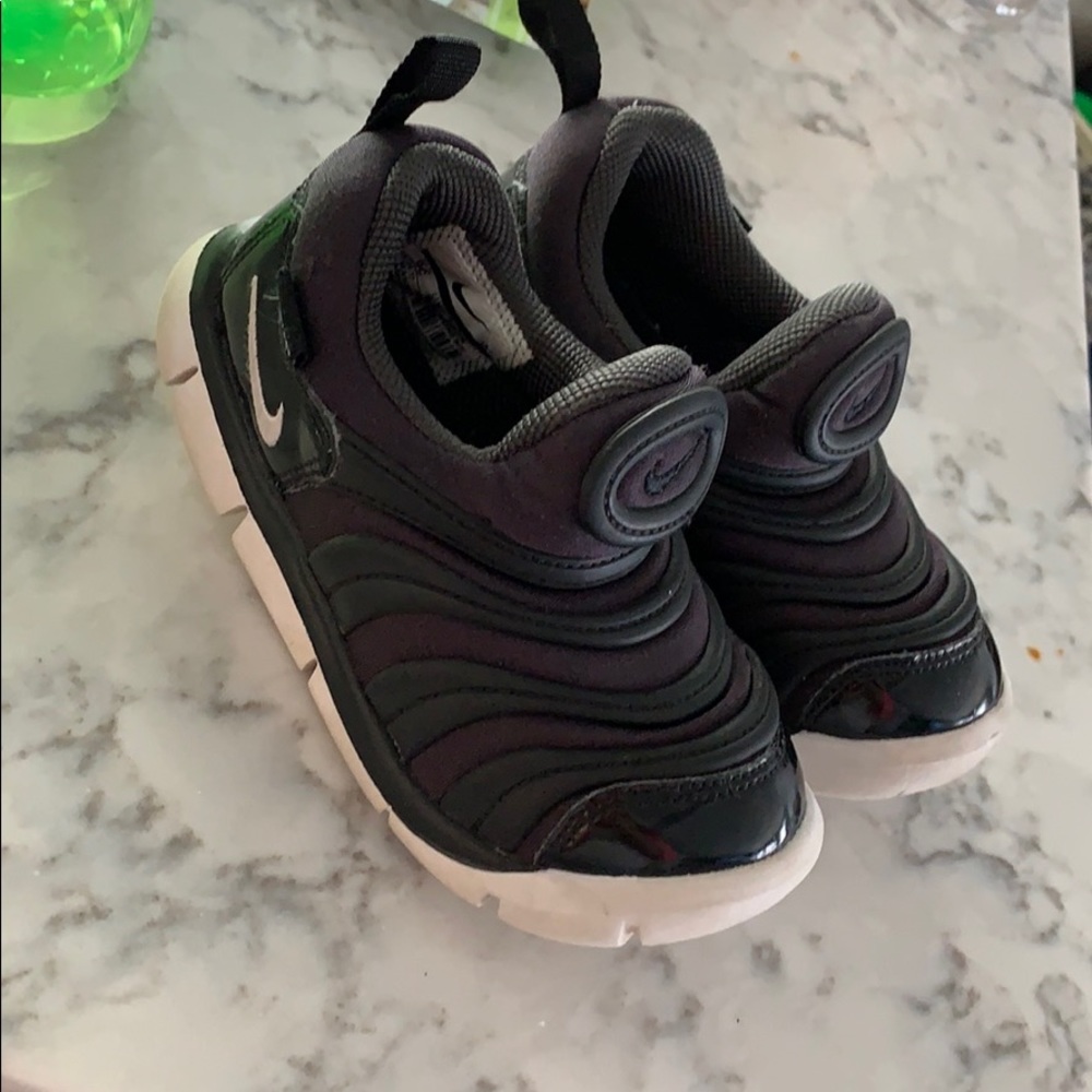 Nike dynamo size 9 VGUC